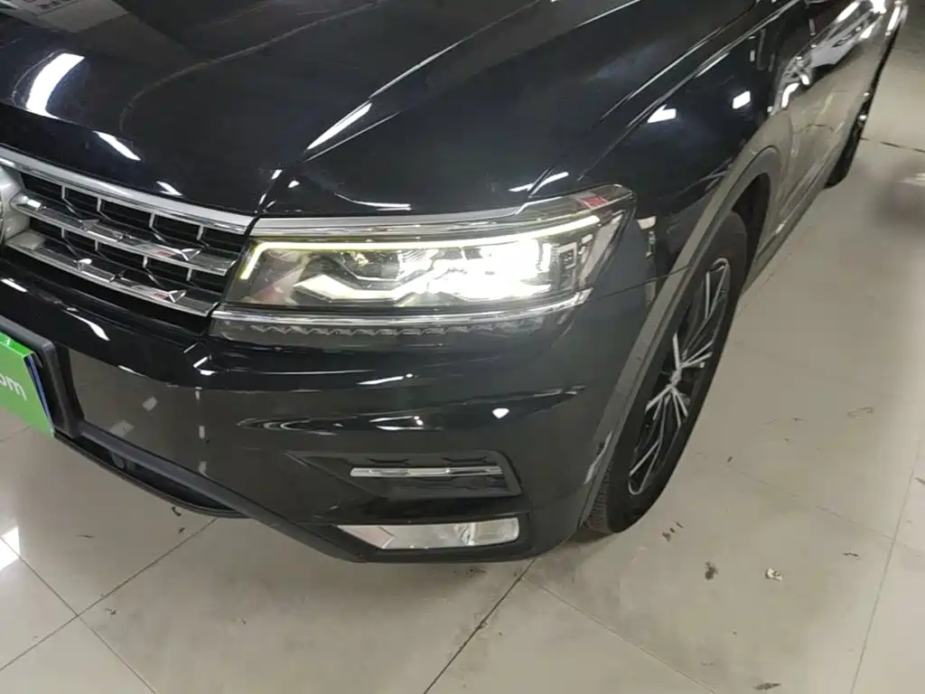 Volkswagen Tiguan L — миниатюра 24