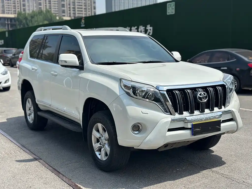 Toyota Land Cruiser Prado 2014 4.0L AT