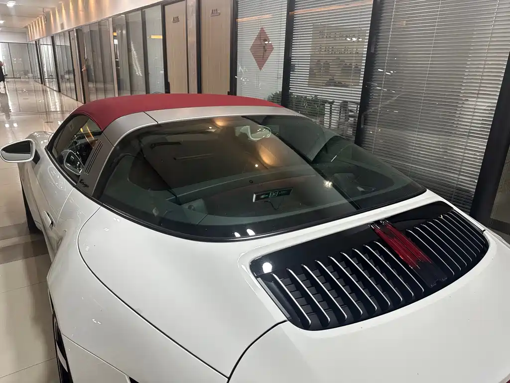 Porsche 911 — миниатюра 4
