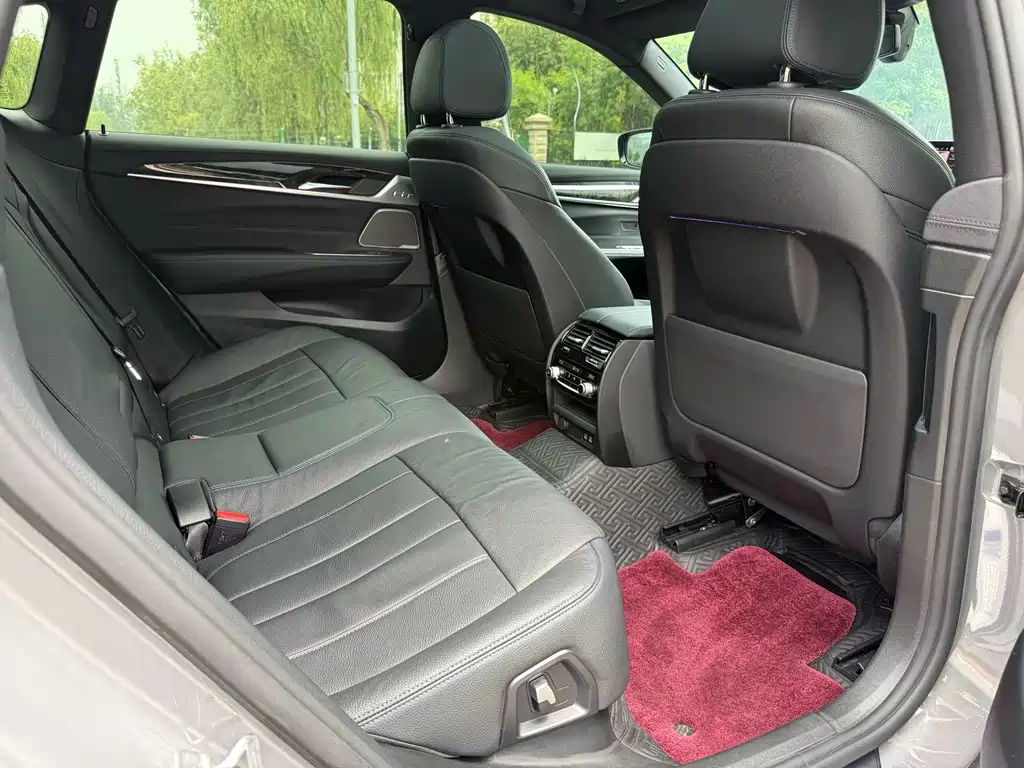 BMW 6 Series GT — миниатюра 13