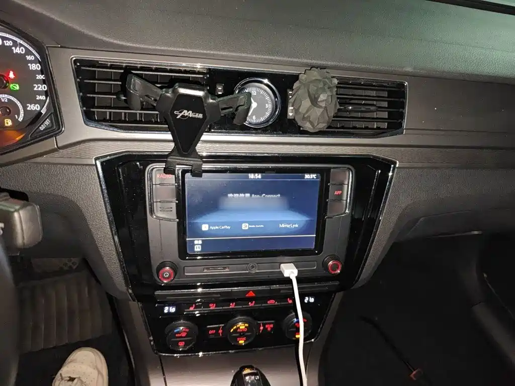 Volkswagen Passat — миниатюра 6