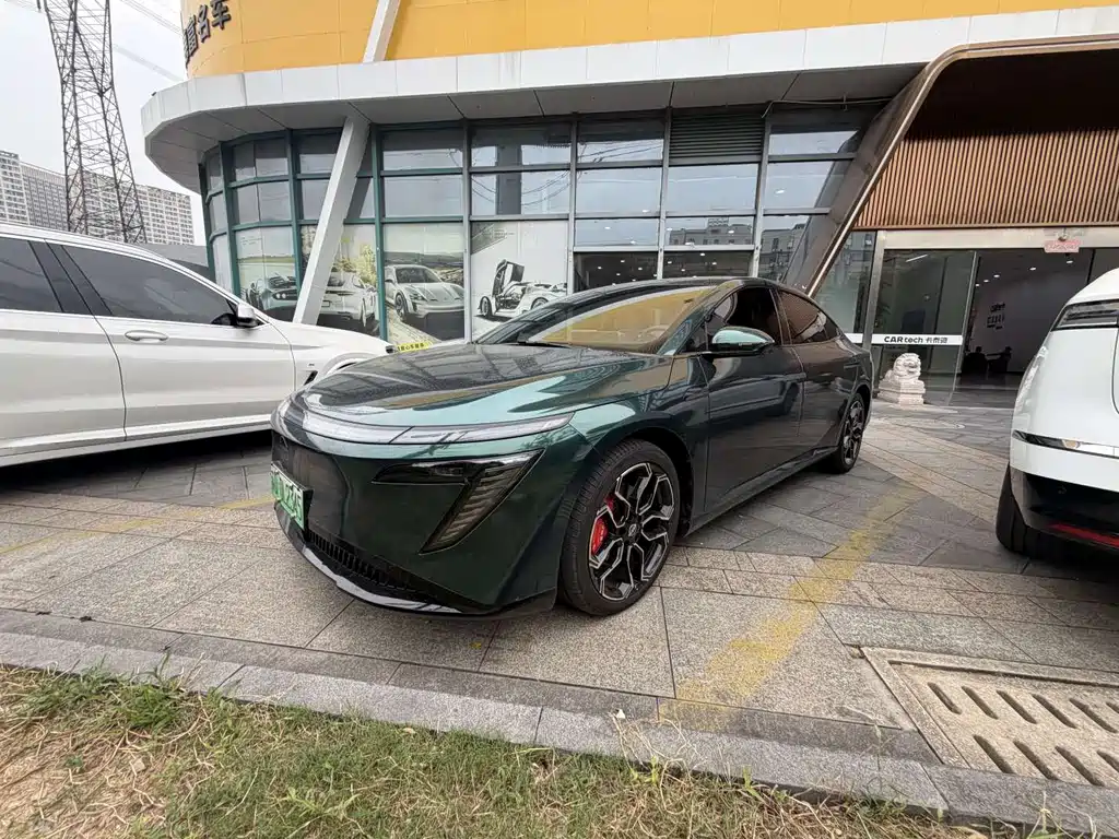 Nissan N7