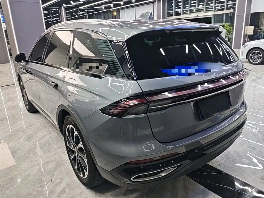 Lincoln Nautilus — миниатюра 5