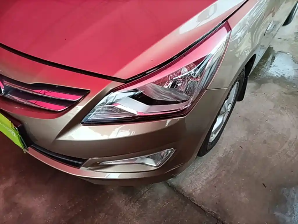 Hyundai Verna — миниатюра 24