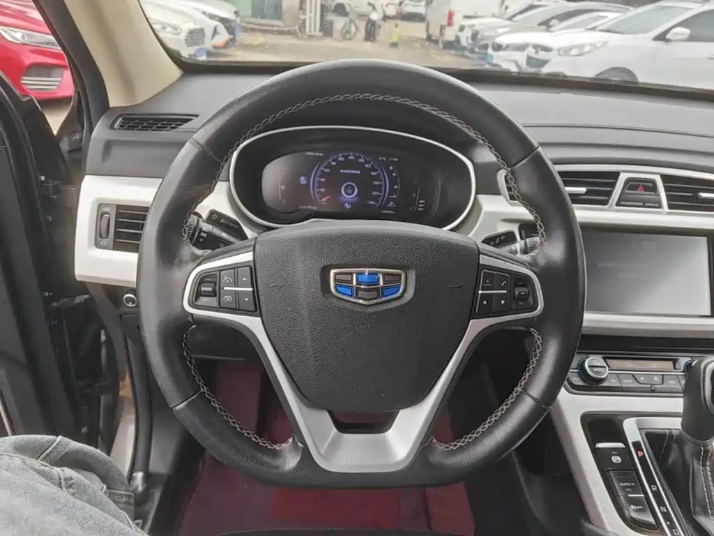 Geely Boyue — миниатюра 11