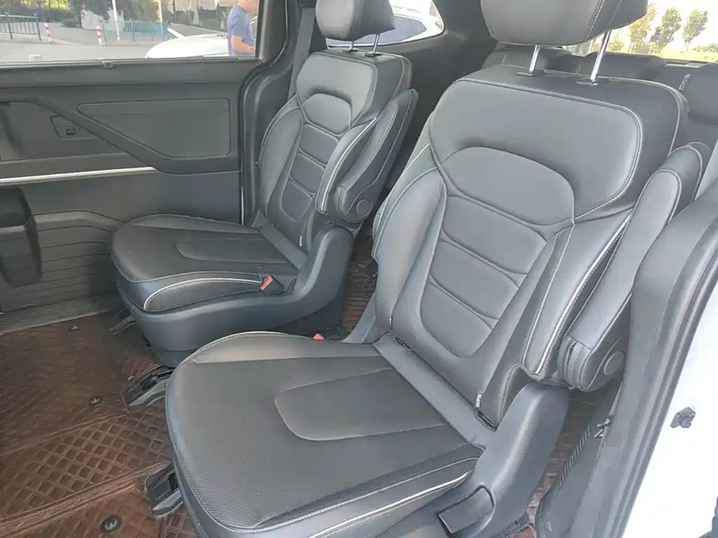 Hyundai Custo — миниатюра 17
