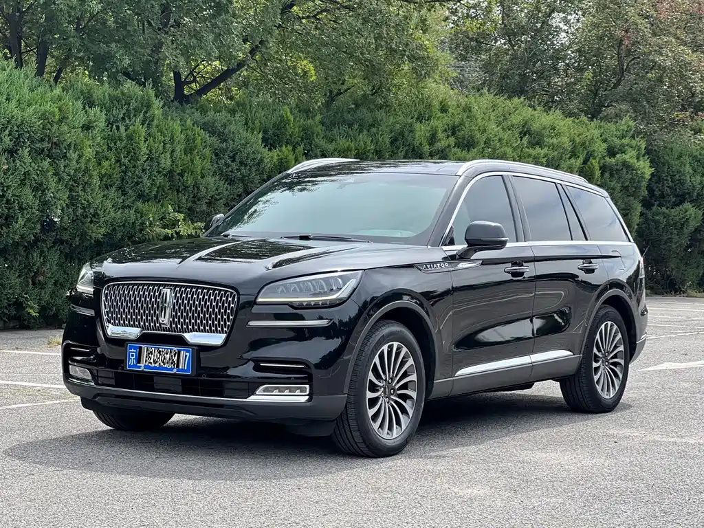 Lincoln Aviator (Import)