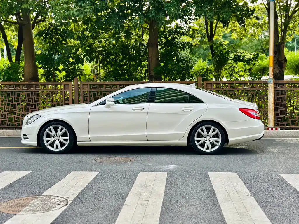 Mercedes-Benz CLS — миниатюра 3