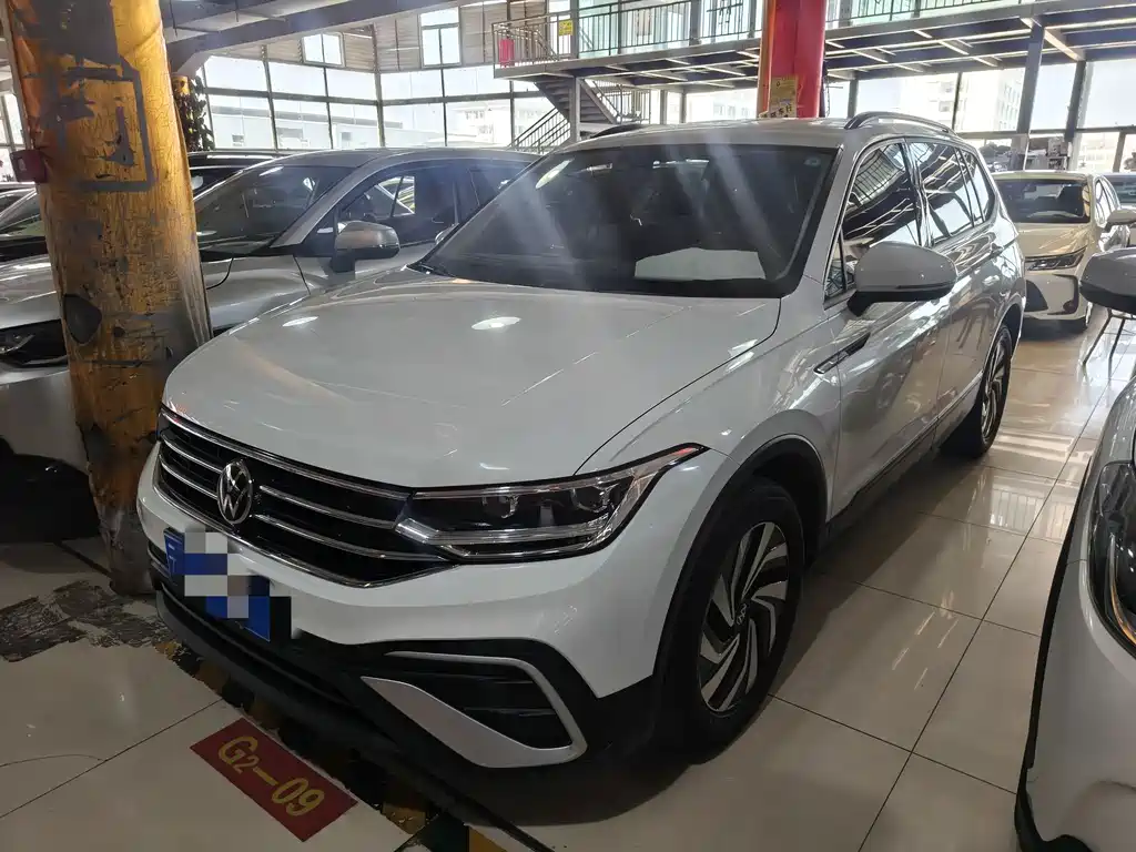 Volkswagen Tiguan L 2022
