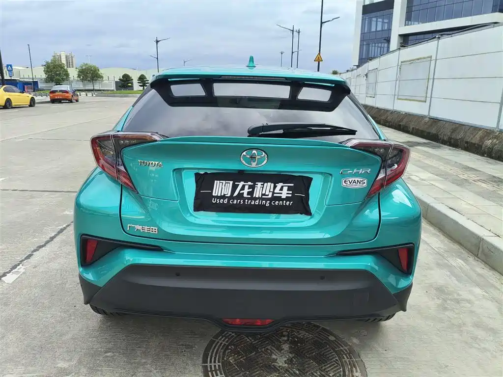 Toyota C-HR — миниатюра 6