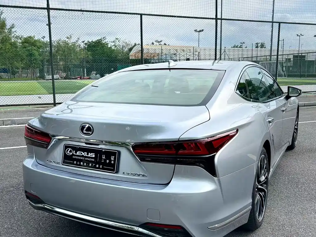 Lexus LS 2021 500h Executive