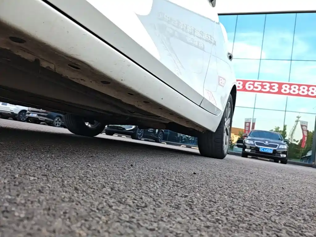 Chevrolet Malibu — миниатюра 22