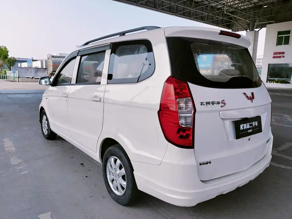 Wuling Hongguang — миниатюра 7