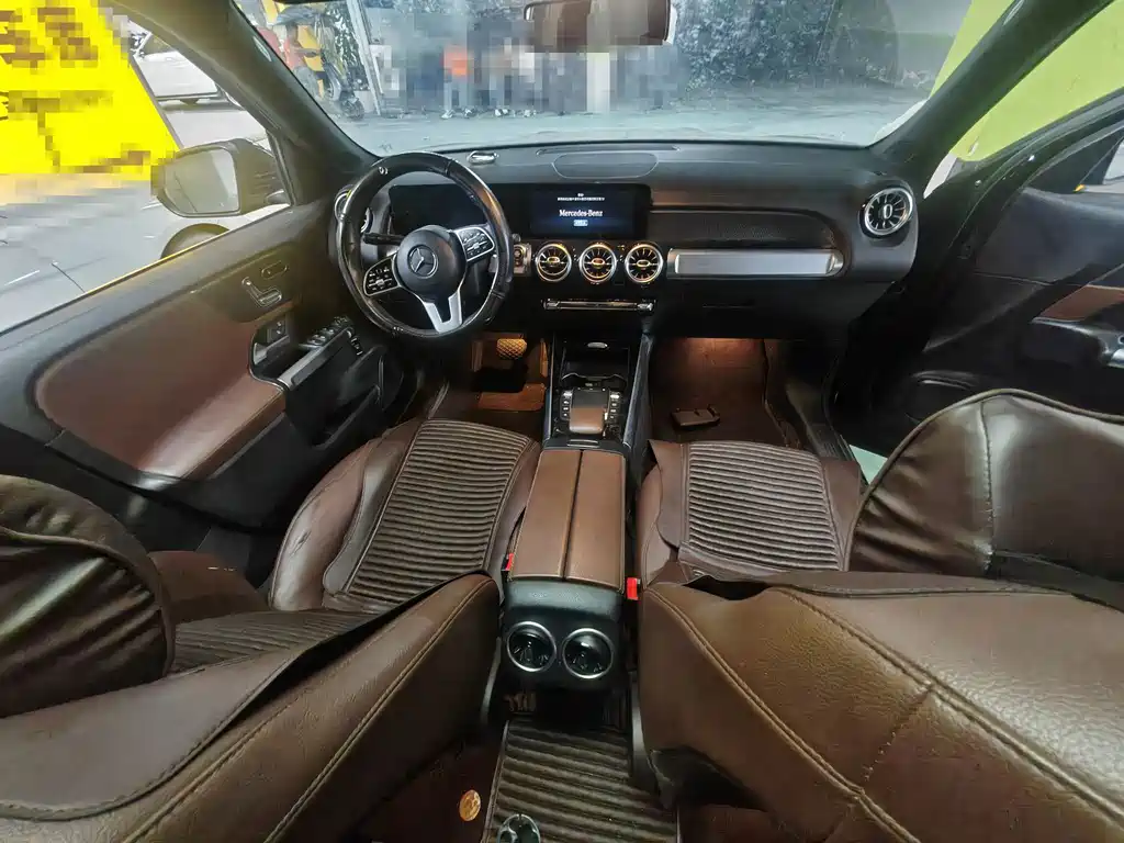 Mercedes-Benz GLB — миниатюра 4