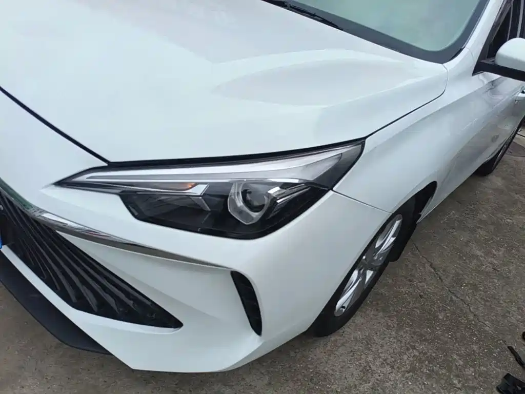 Roewe i5 — миниатюра 24