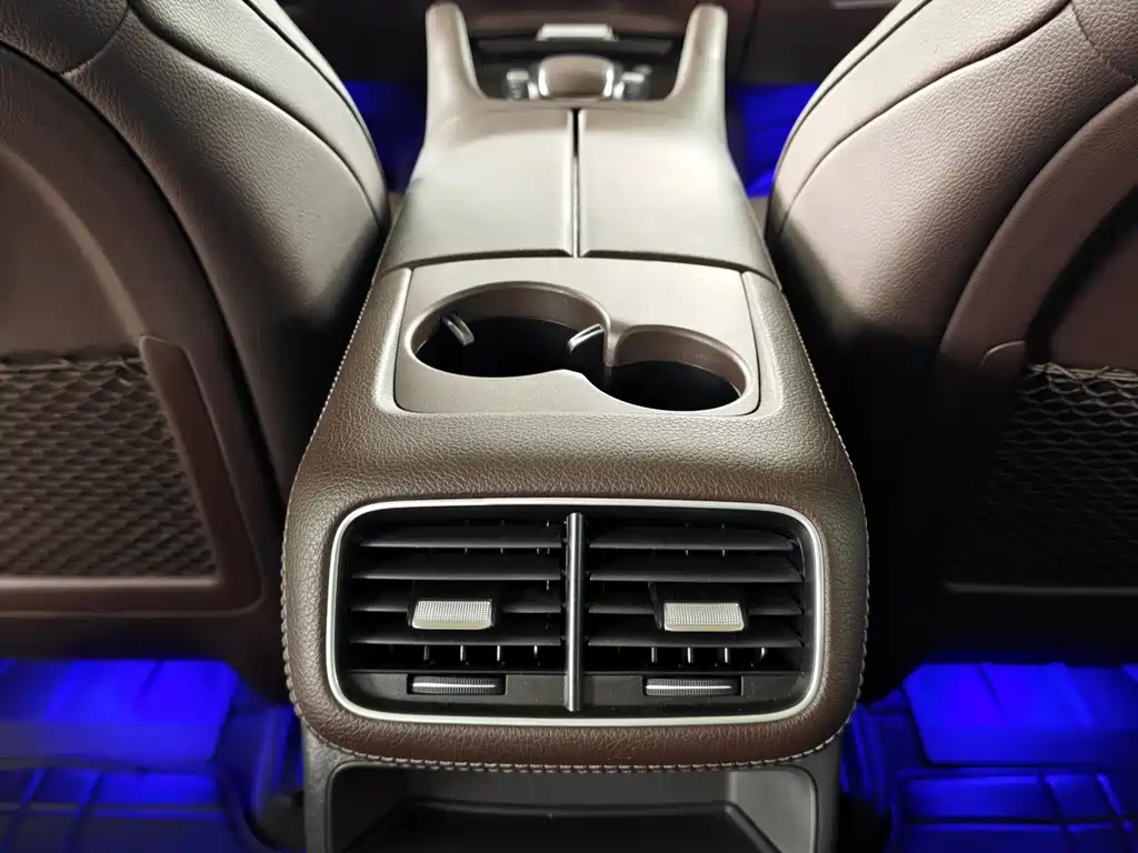 Mercedes-Benz GLE (Import) — миниатюра 15