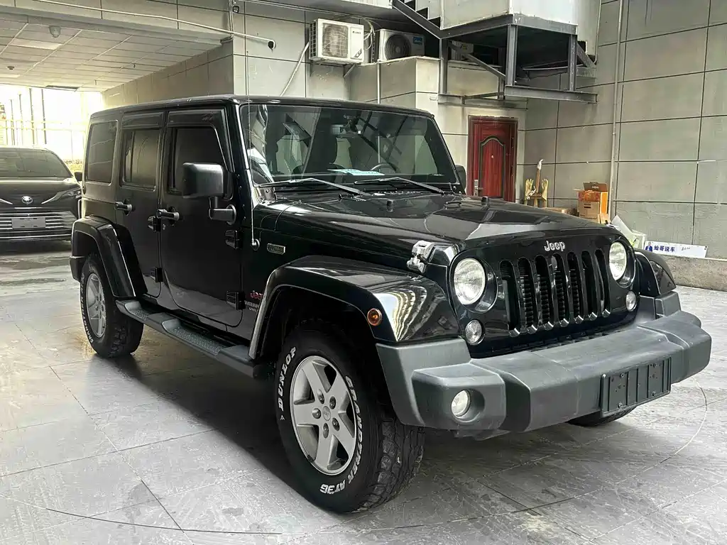 Jeep Wrangler — миниатюра 7