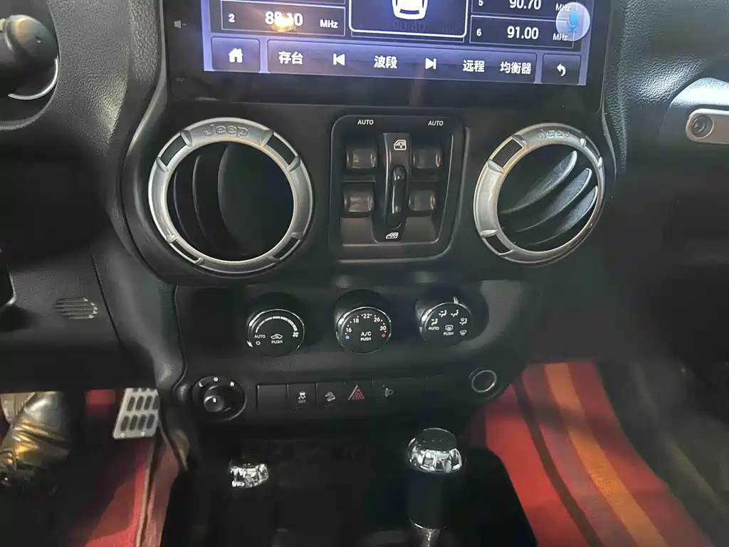 Jeep Wrangler — миниатюра 11