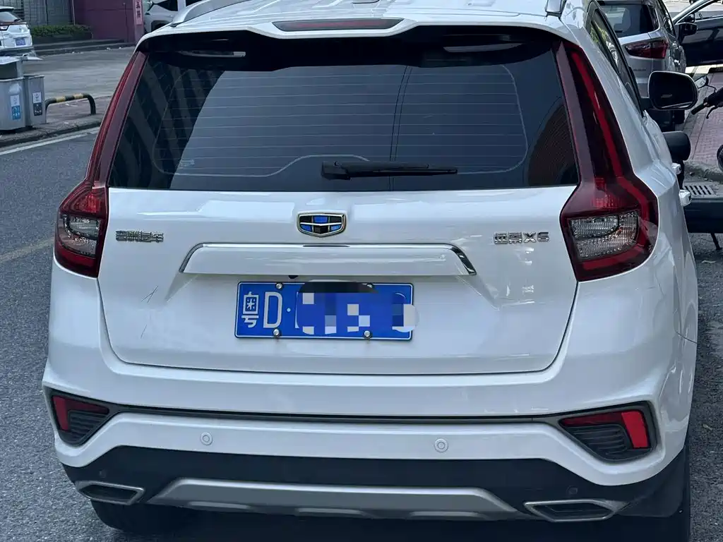 Geely Vision X6 — миниатюра 6