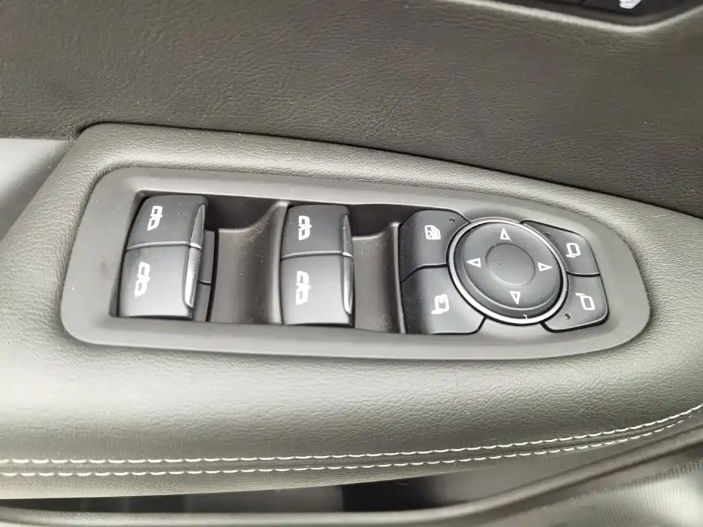 Cadillac XT6 — миниатюра 9