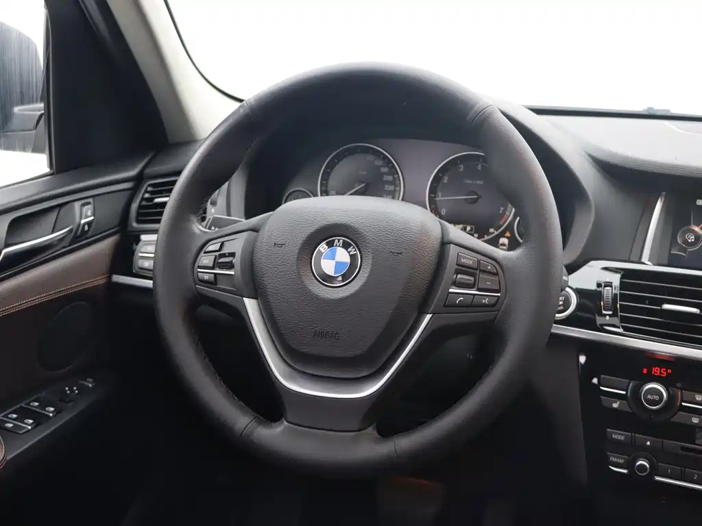 BMW X3 (Import) — миниатюра 19