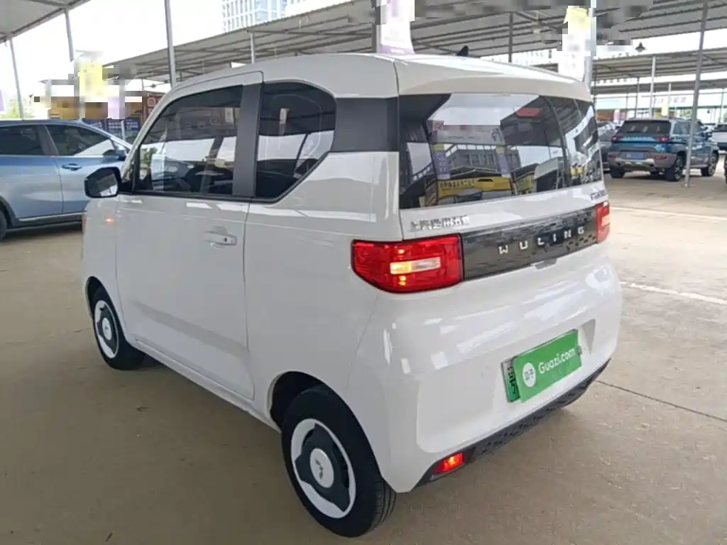 Wuling MINIEV — миниатюра 5