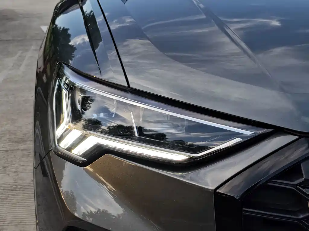 Audi Q3 — миниатюра 10