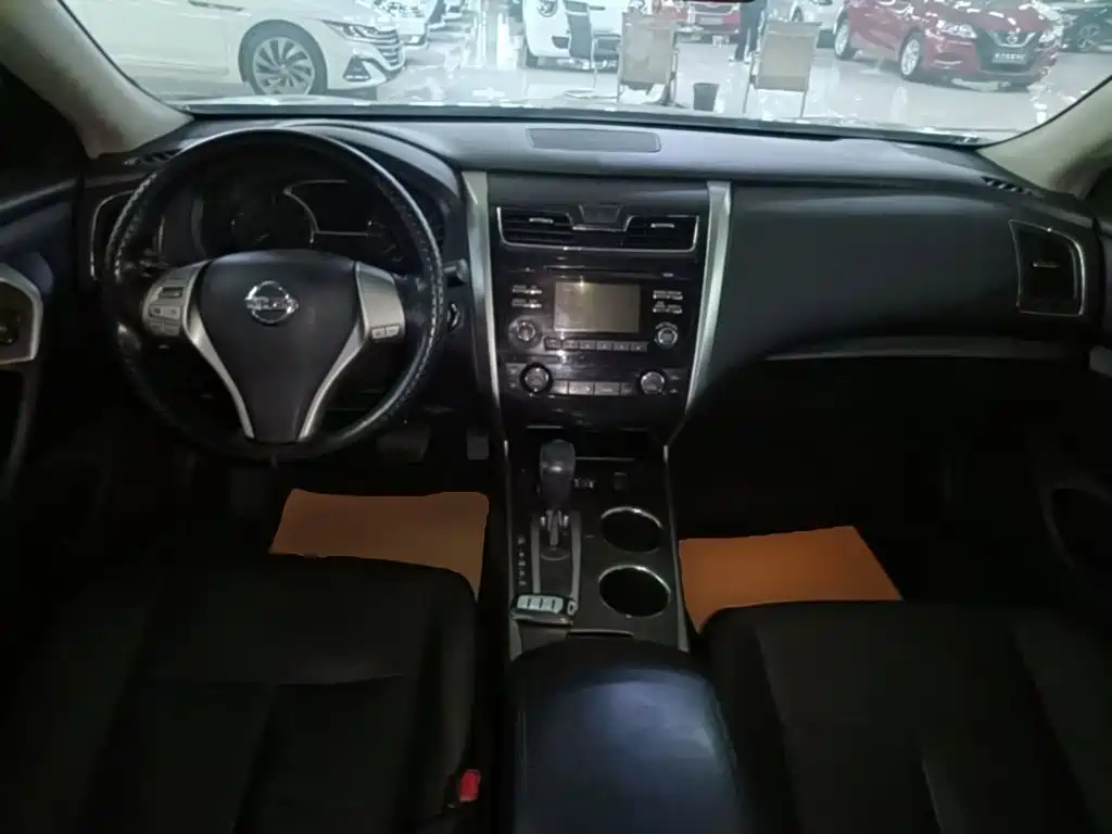 Nissan Teana — миниатюра 10