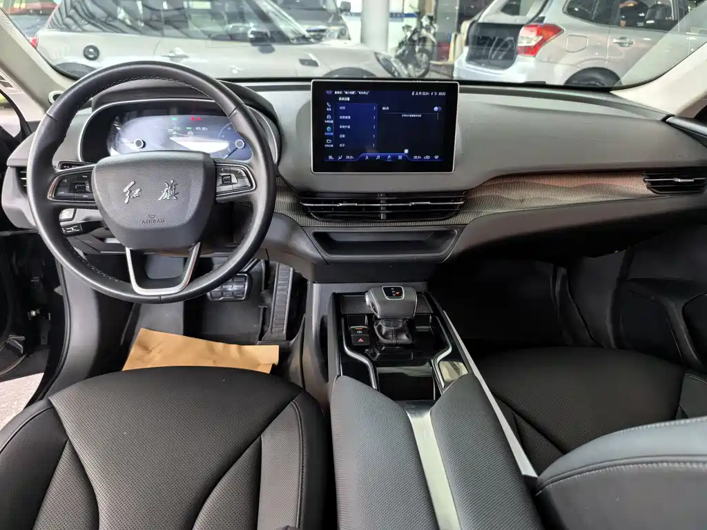 Hongqi E-QM5 2022 431km