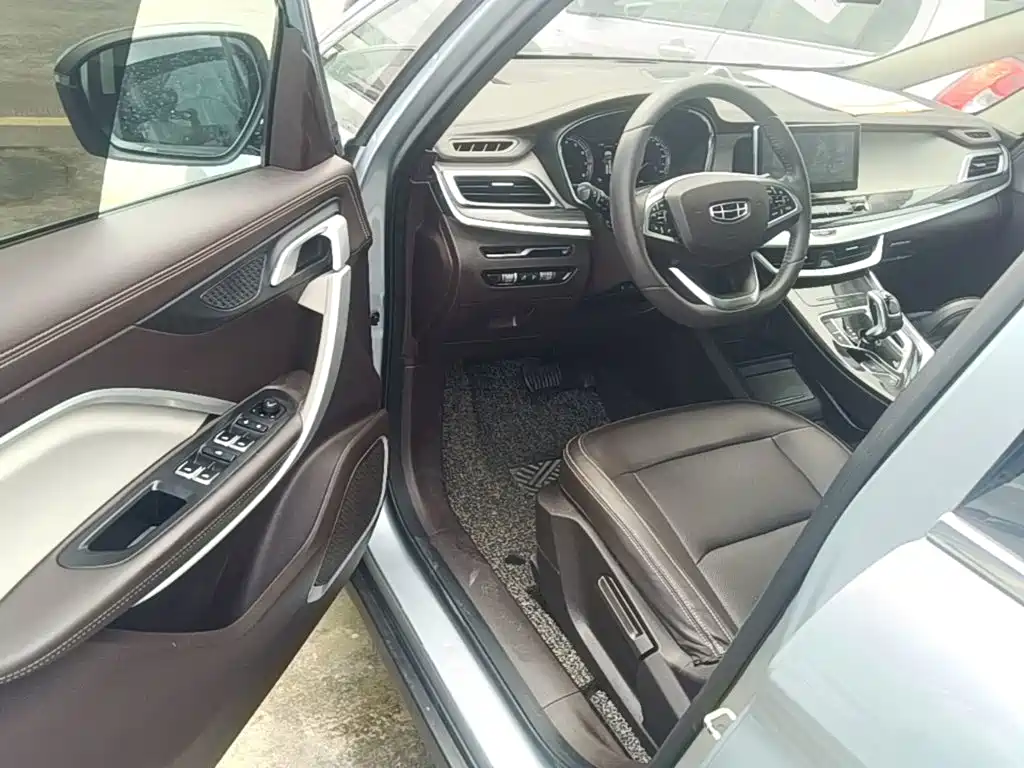 Geely Jia Ji — миниатюра 16