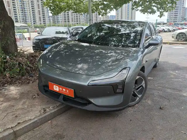 2025 Xpeng Mona M03