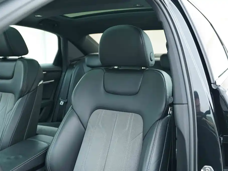 Audi A6L — миниатюра 12