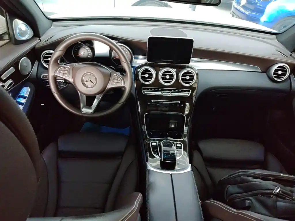 Mercedes-Benz GLC — миниатюра 10