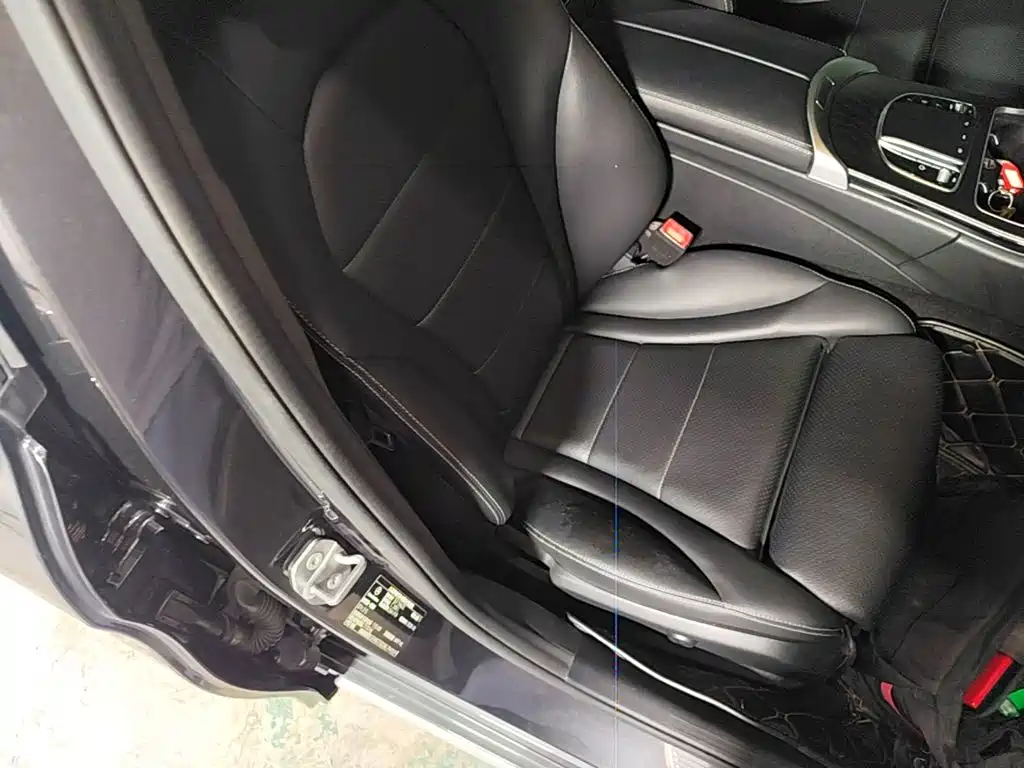 Mercedes-Benz C-Class — миниатюра 25