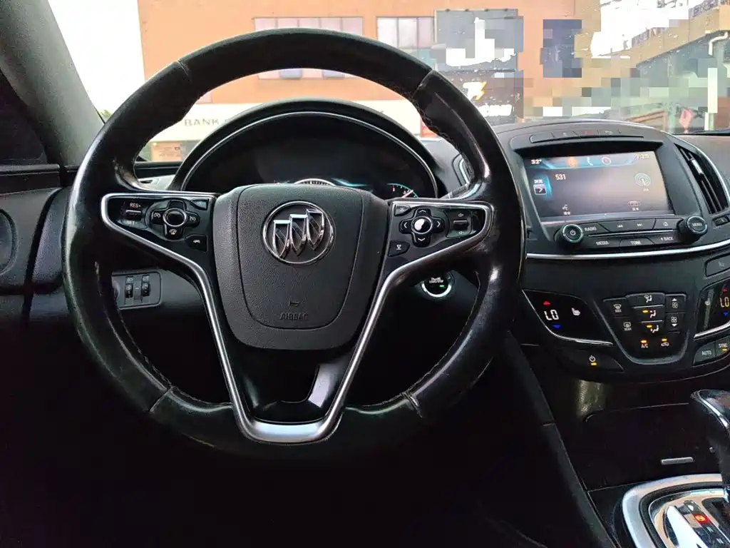Buick Regal — миниатюра 11