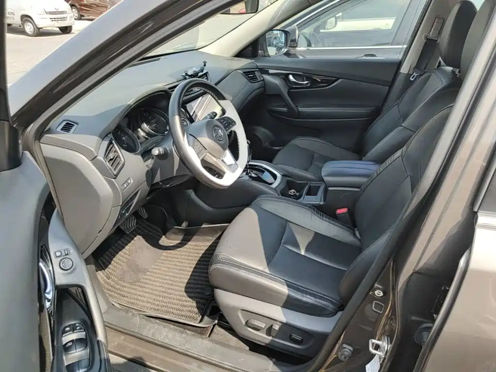Nissan X-Trail — миниатюра 15