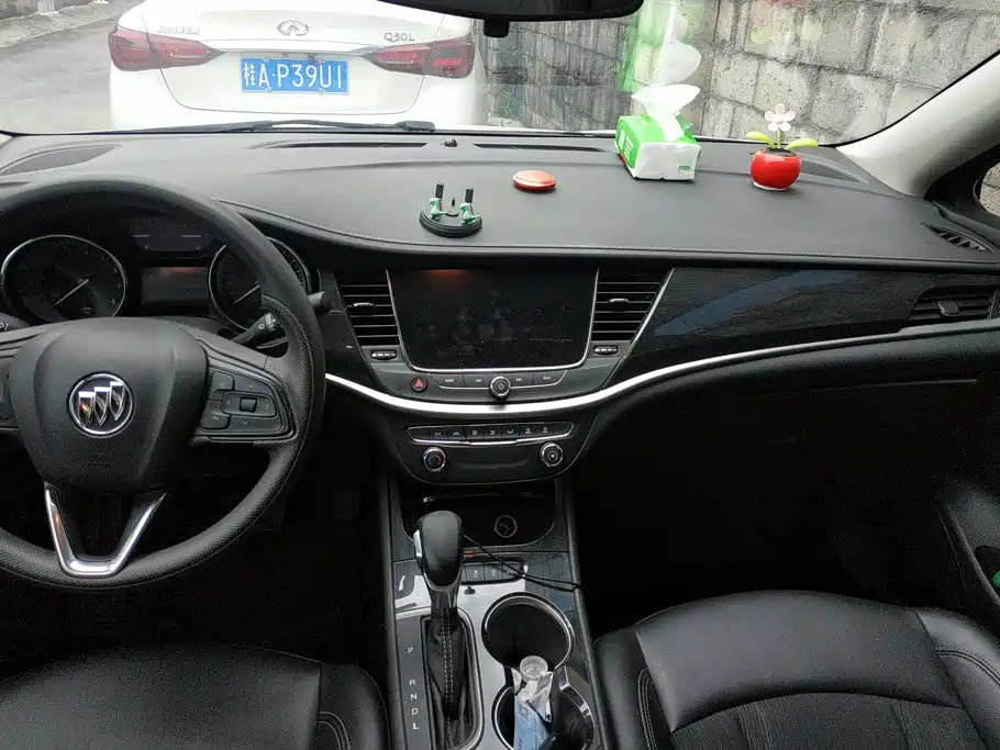 Buick Verano — миниатюра 13