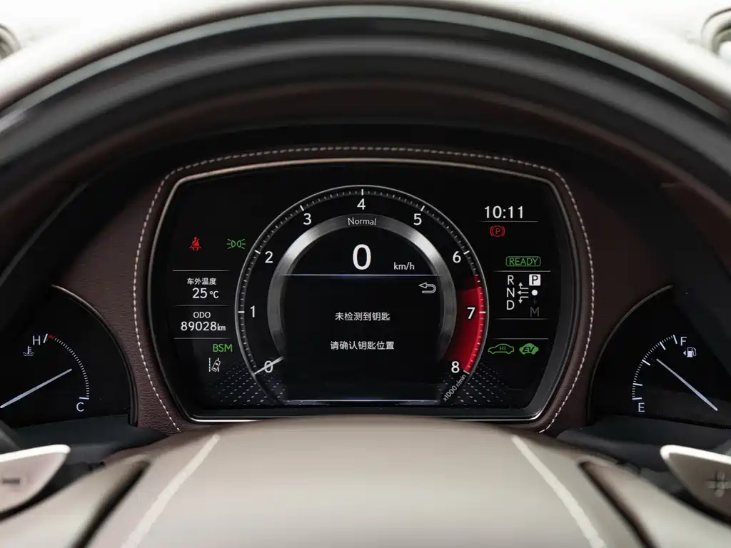 Lexus LS — миниатюра 25