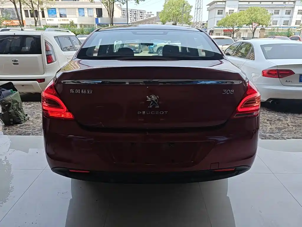 Peugeot 308 2014 1.6L AT