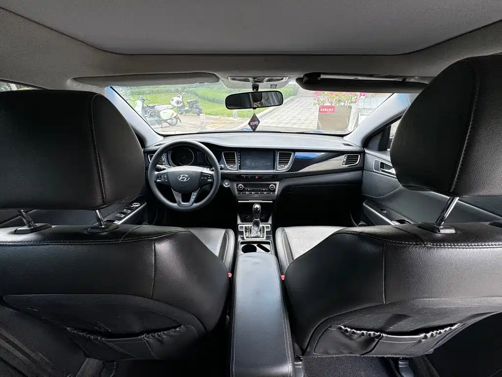 Hyundai Mistra — миниатюра 9