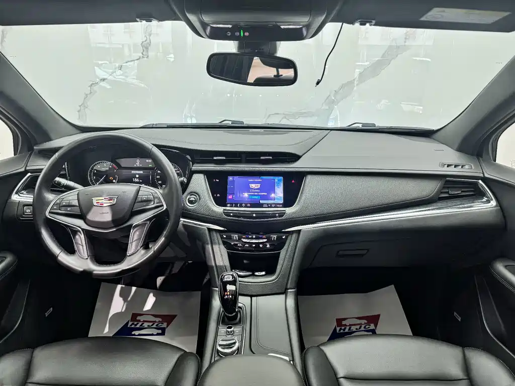 Cadillac XT5 — миниатюра 12