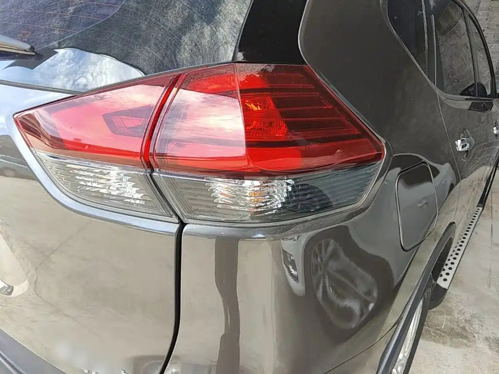 Nissan X-Trail — миниатюра 8