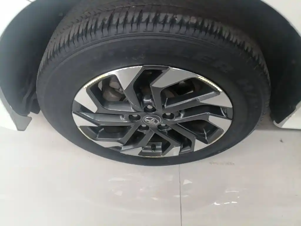 Toyota RAV4 — миниатюра 23