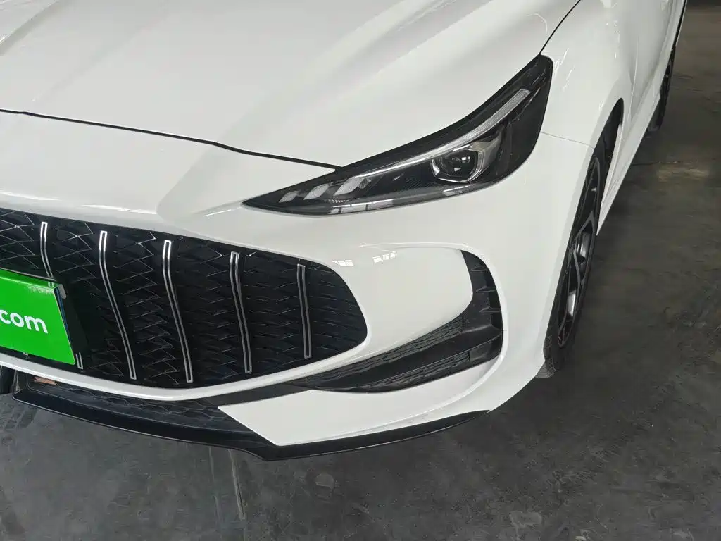 MG MG5 — миниатюра 24
