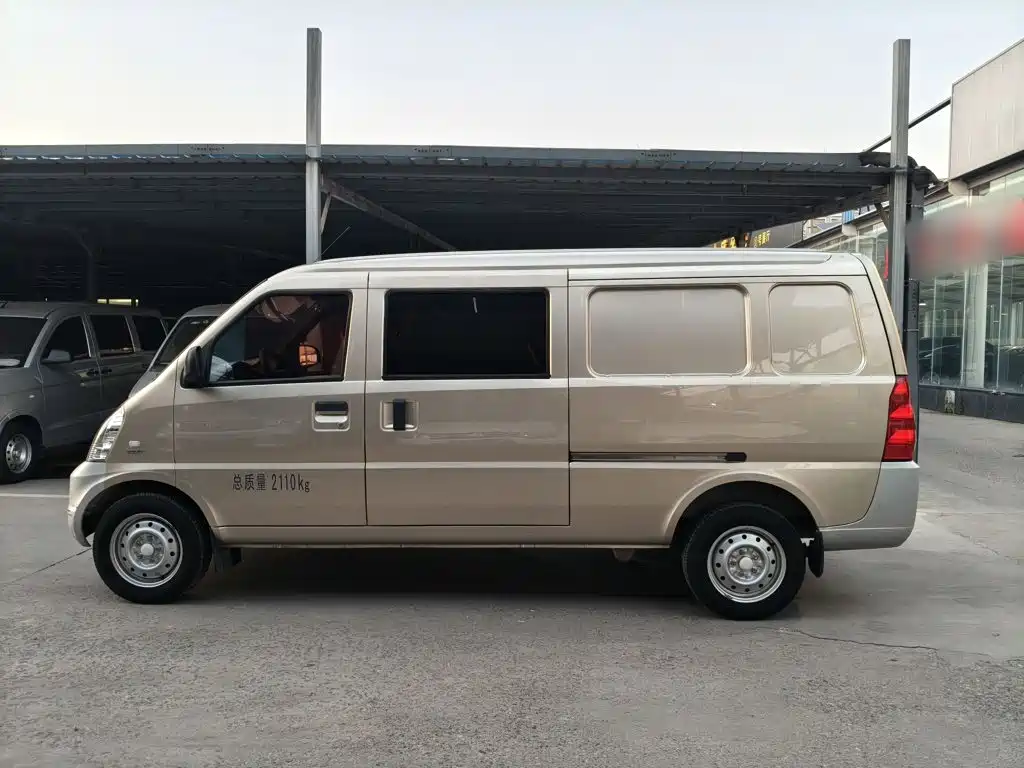 Wuling Rongguang — миниатюра 23