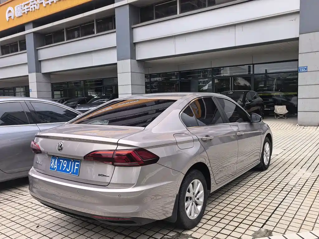 Volkswagen Bora — миниатюра 4