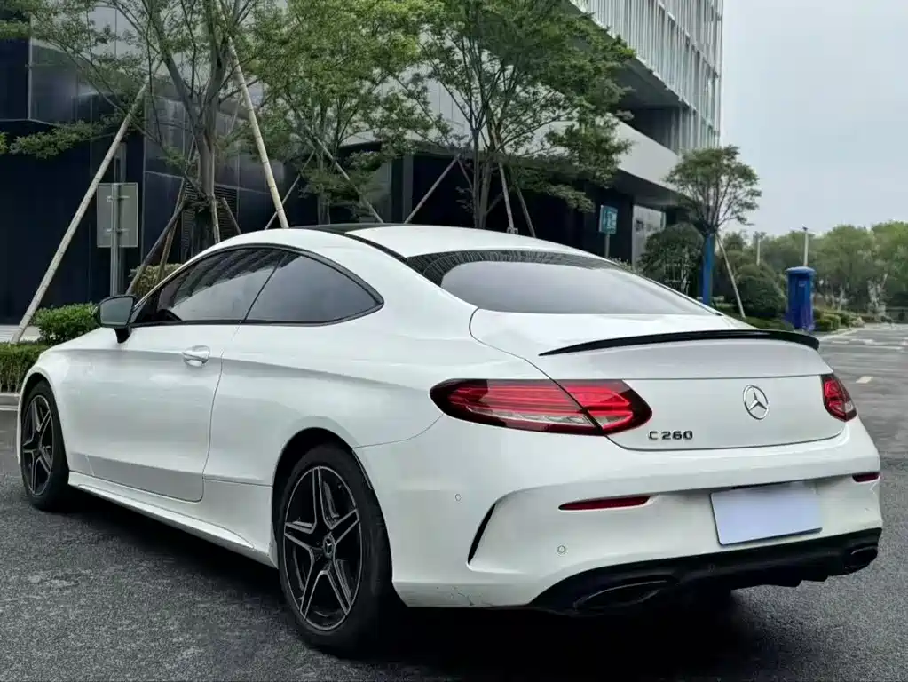 MERCEDES-BENZ C CLASS