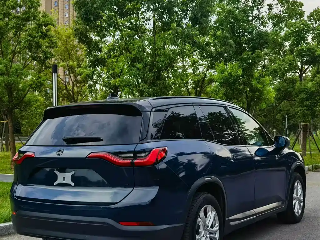 NIO ES8 — миниатюра 9