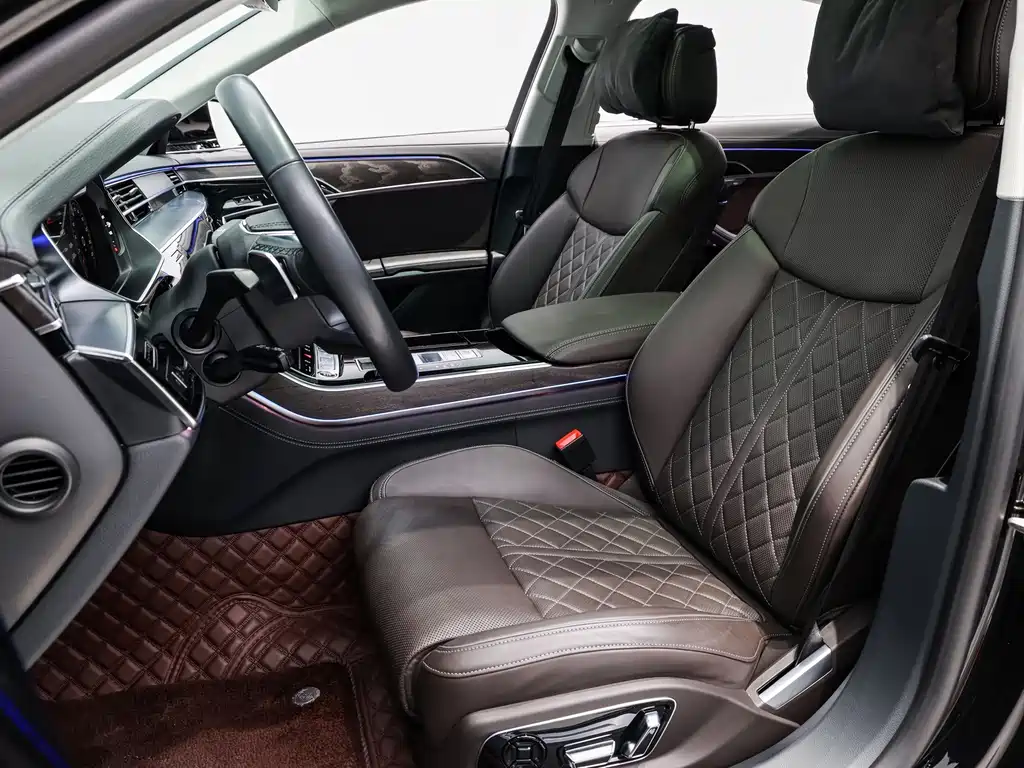 Audi A8 — миниатюра 10