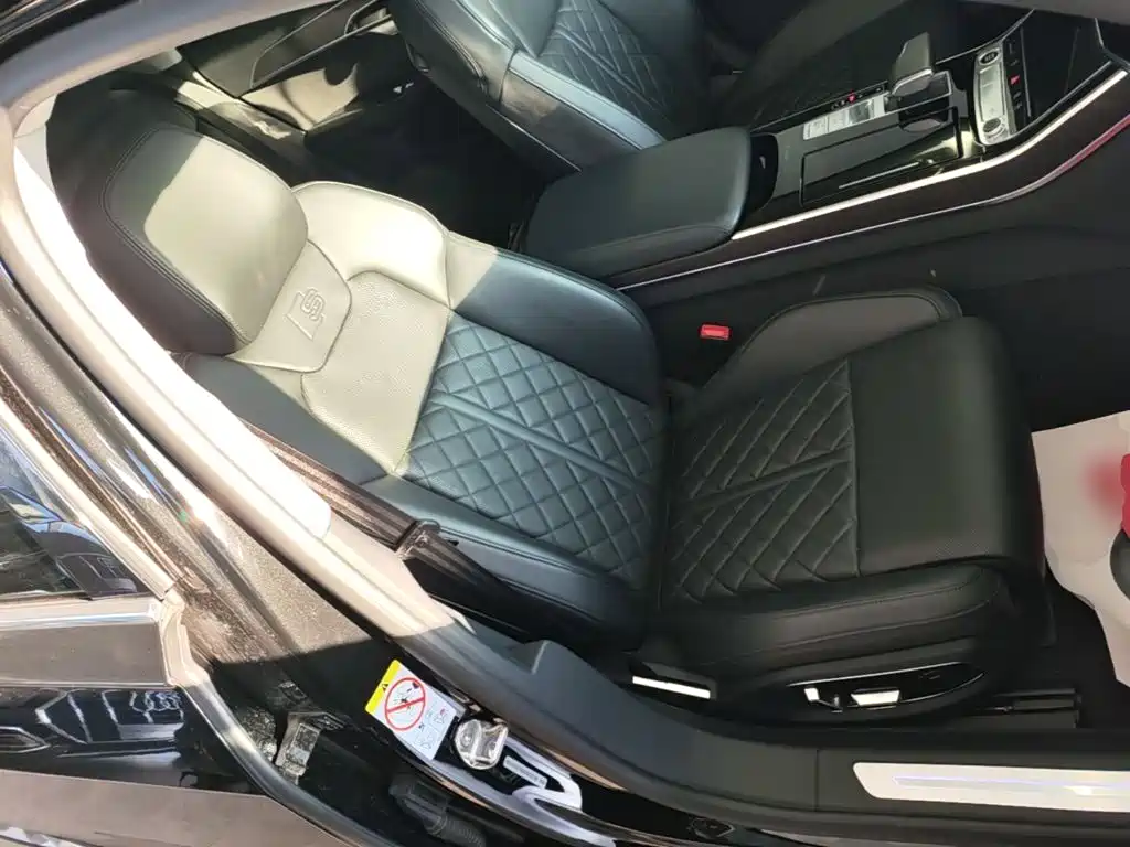 Audi A8 — миниатюра 25